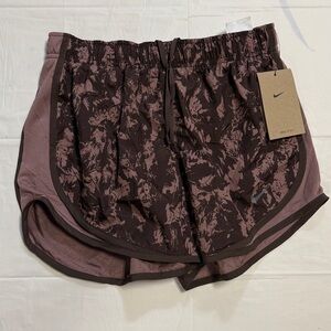 Nike Women's Dri-FIT Tempo Printed Running Shorts; Womens Small; NWT